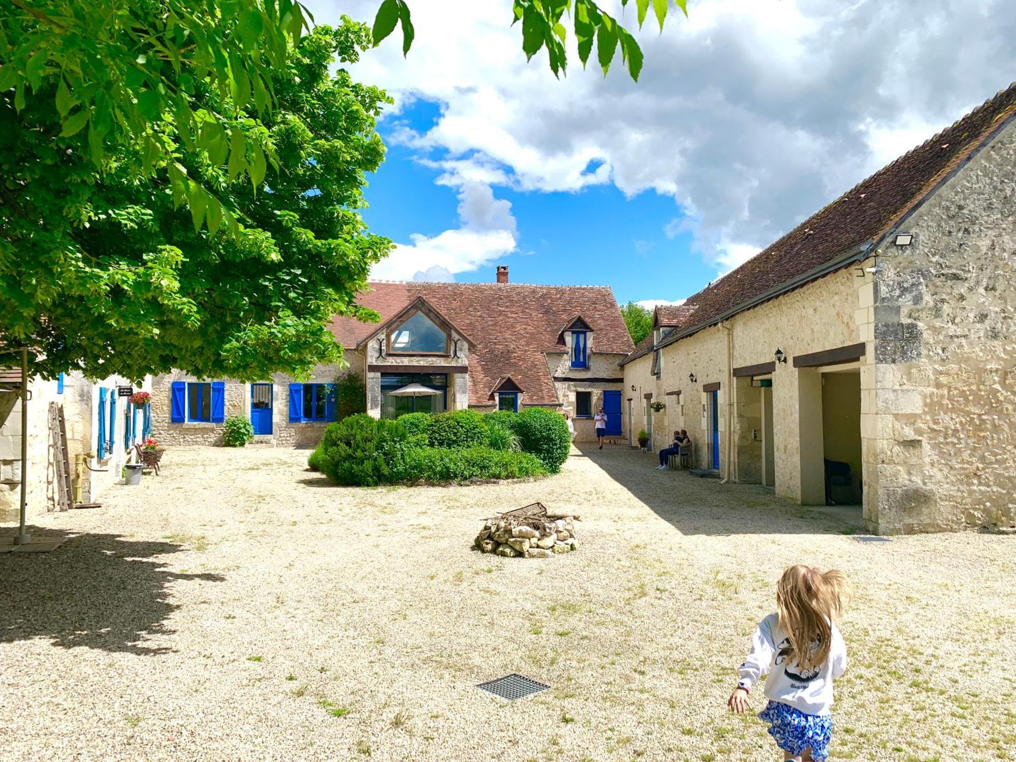 Le Moulin D Olivet Bed and Breakfast Orbigny Exteriör bild